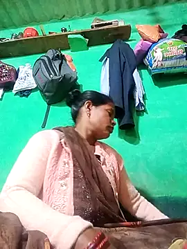 Snapshot of Sangita_k chatting on 11.15.25 Sangita k online show from 11.15.25