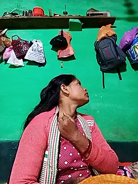 Snapshot of Sangita_k chatting on 11.17.25 Sangita k online show from 11.17.25