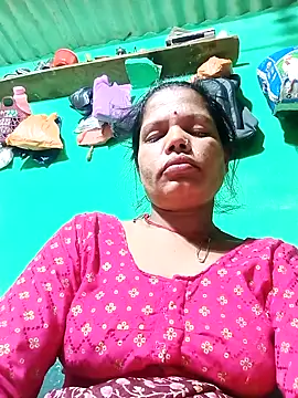 Snapshot of Sangita_k chatting on 11.20.25 Sangita k online show from 11.20.25