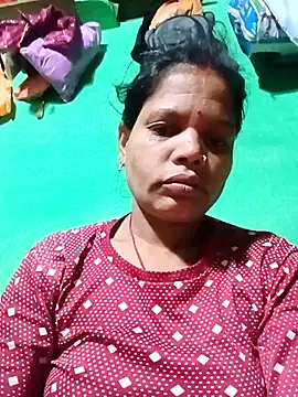 Snapshot of Sangita_k chatting on 11.20.25 Sangita k online show from 11.20.25