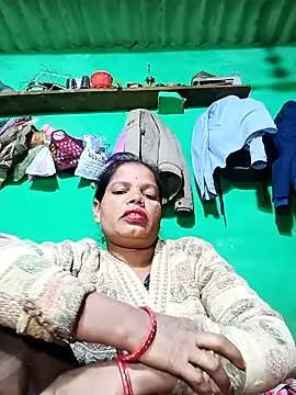 Snapshot of Sangita_k chatting on 11.25.25 Sangita k online show from 11.25.25