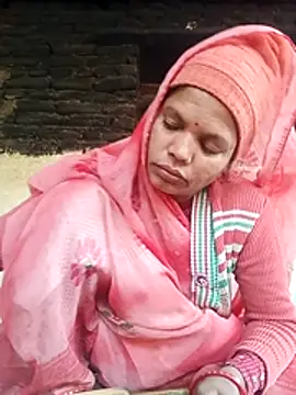 Snapshot of Sangita_k chatting on 11.27.25 Sangita k online show from 11.27.25