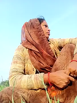 Snapshot of Sangita_k chatting on 11.29.25 Sangita k online show from 11.29.25