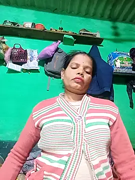 Snapshot of Sangita_k chatting on 12.04.25 Sangita k online show from 12.04.25