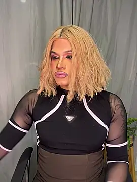 melani ferraraa  online show from 07.26.26