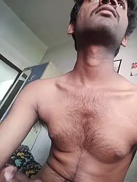 Snapshot of PackagedCostar chatting on 11.12.25 PackagedCostar online show from 11.12.25