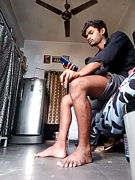 Snapshot of PackagedCostar chatting on 02.14.26 PackagedCostar online show from 02.14.26