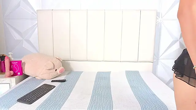 Luna  grace online show from 11.07.25