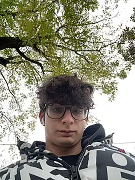 Snapshot of ldekfeklfmkemfk chatting on 11.19.25 ldekfeklfmkemfk online show from 11.19.25