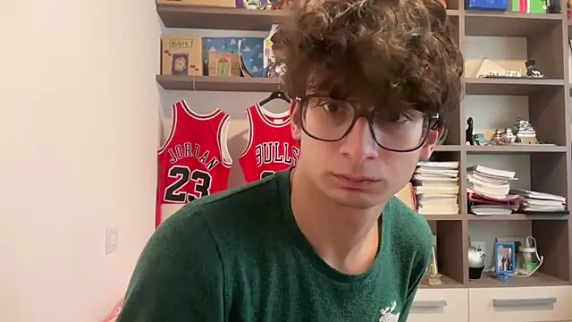 Snapshot of ldekfeklfmkemfk chatting on 11.24.25 ldekfeklfmkemfk online show from 11.24.25