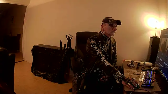 Snapshot of NahkaSami chatting on 03.12.26 NahkaSami online show from 03.12.26