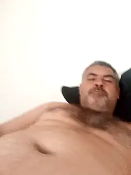 Snapshot of Ricardotarado chatting on 12.02.25 Ricardotarado online show from 12.02.25