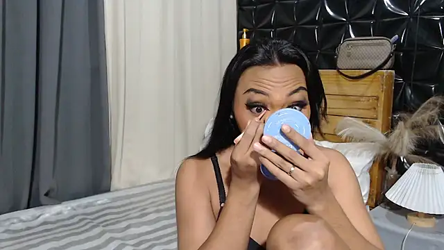 TheExoticJessa online show from 11.04.25