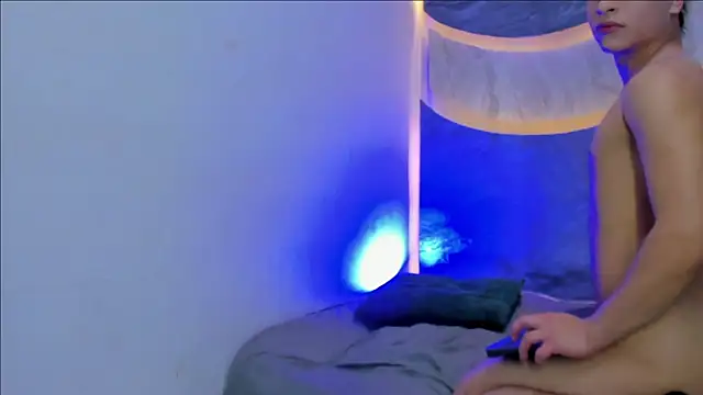 Snapshot of Hot_guys_sex3_ chatting on 10.31.25 Hot guys sex3 online show from 10.31.25