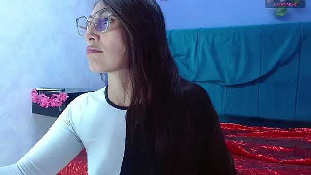 adaharagomezcm online show from 11.06.25