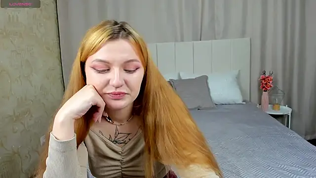 AnnaXPeach online show from 11.10.25