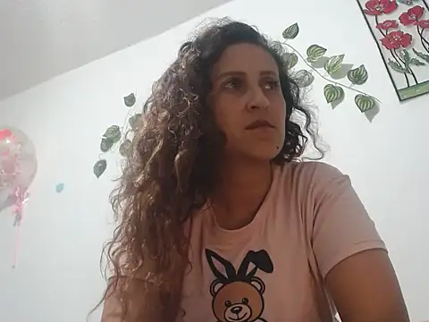 Snapshot of sany_gomez chatting on 11.12.25 sany gomez online show from 11.12.25