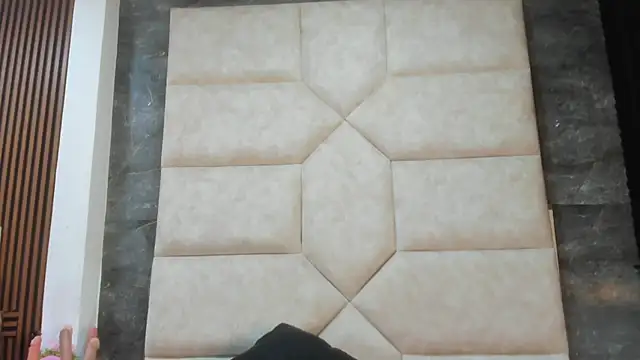 Liia Leens online show from 03.08.26