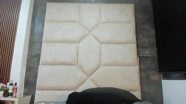 Liia Leens online show from 03.14.26