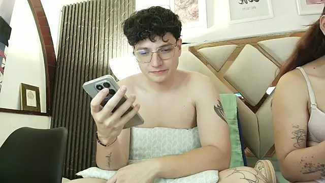 Zoe And Dylan  online show from 05.29.26