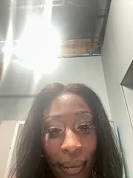 MadameMuse online show from 07.25.26