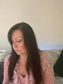 HotLdyllic online show from 03.06.26