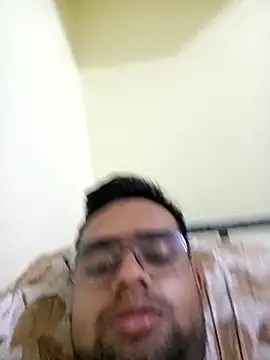 Snapshot of unknownman697856 chatting on 10.30.25 unknownman697856 online show from 10.30.25