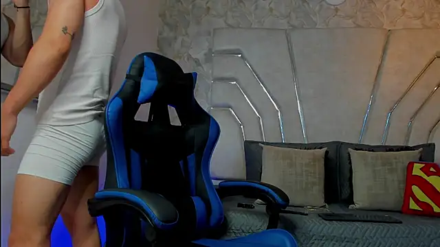 MAXTHOMSON online show from 02.21.26