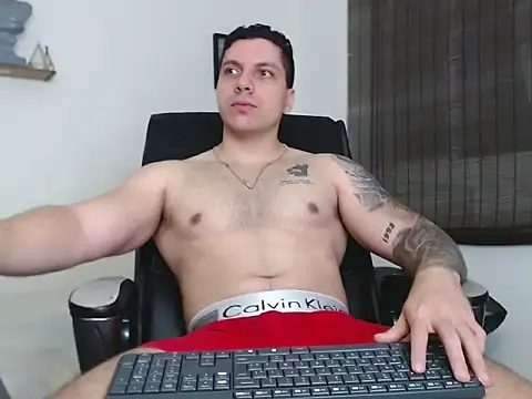 Noah Swagger  online show from 11.19.25