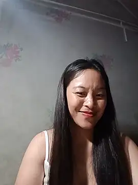Snapshot of Alice-567 chatting on 05.21.26 Alice-567 online show from 05.21.26