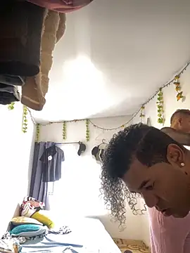 Snapshot of Dylams_maja chatting on 11.02.25 Dylams maja online show from 11.02.25