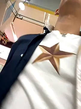 Snapshot of Dylams_maja chatting on 11.13.25 Dylams maja online show from 11.13.25