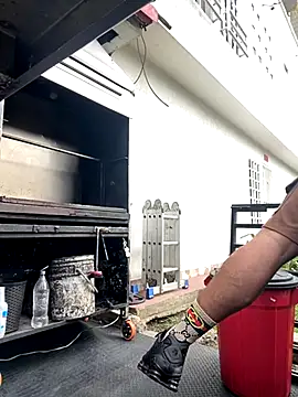 Snapshot of Dylams_maja chatting on 11.17.25 Dylams maja online show from 11.17.25