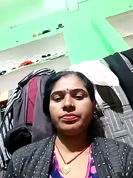 Snapshot of Rsr-1 chatting on 10.31.25 Rsr-1 online show from 10.31.25