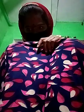 Snapshot of Rsr-1 chatting on 12.16.25 Rsr-1 online show from 12.16.25