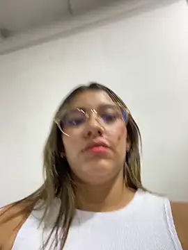 liahot69 online show from 06.17.26