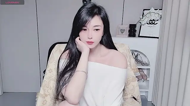 YunShan-33 online show from 11.23.25