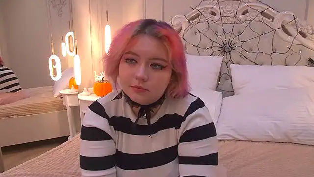 JennyBloom online show from 11.08.25