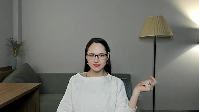 Snapshot of ShandaBrumet chatting on 11.02.25 ShandaBrumet online show from 11.02.25