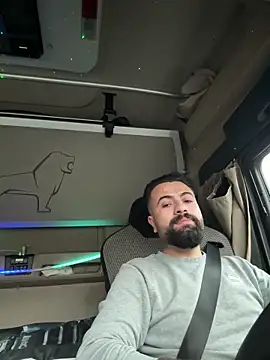 Snapshot of JanSy0 chatting on 12.20.25 JanSy0 online show from 12.20.25