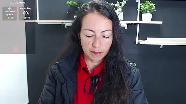 Lauryn Jones online show from 05.07.26