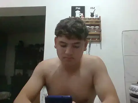 Snapshot of Myboy0020 chatting on 12.03.25 Myboy0020 online show from 12.03.25