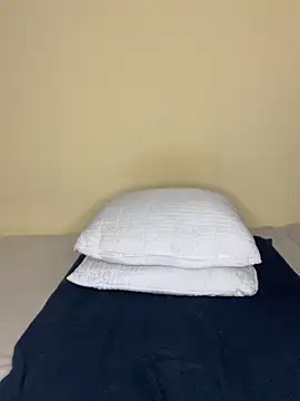 Snapshot of MiyaXo2 chatting on 12.02.25 MiyaXo2 online show from 12.02.25