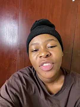 Snapshot of MiyaXo2 chatting on 02.01.26 MiyaXo2 online show from 02.01.26