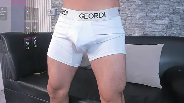 Snapshot of blaze_phoenix chatting on 11.23.25 blaze phoenix online show from 11.23.25