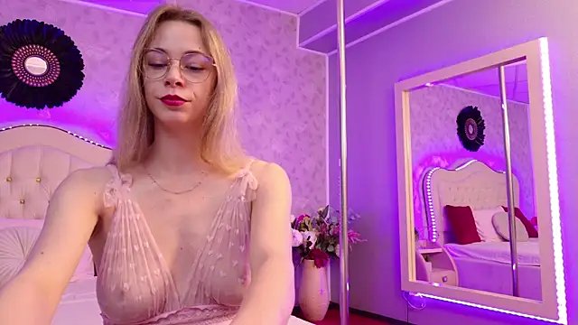 GracieCute online show from 06.24.26
