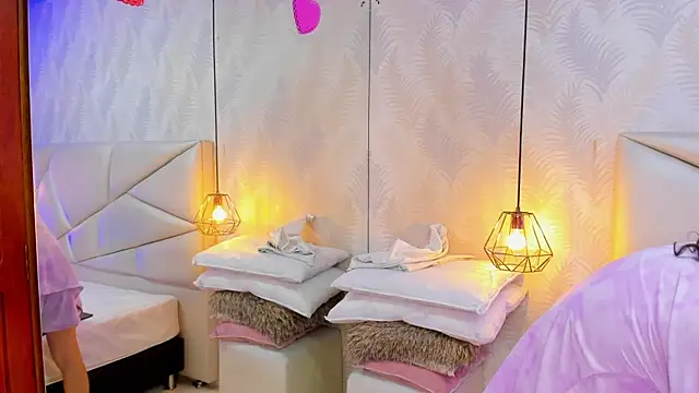 laurettedela rouse online show from 12.03.25