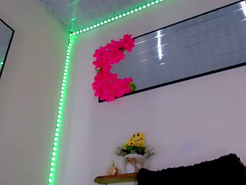 Sebastian Loaiza online show from 12.16.25