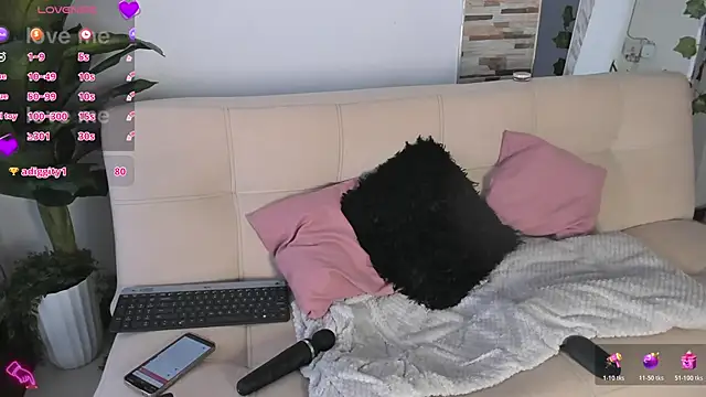 Evelyn R  online show from 06.09.26