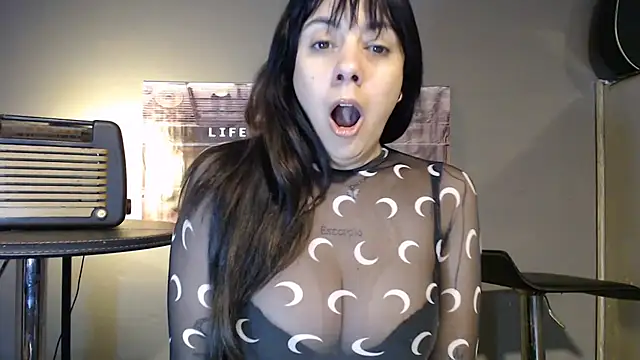 mickystrumia23 online show from 07.22.26